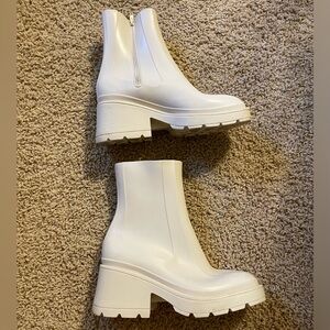 Bershka White Boots Size W38 (W7.5)